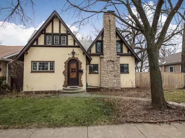 1637 N Mobile Ave, Chicago, IL 60639