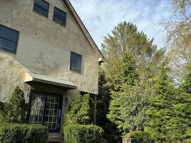 54 S Water St — Photo 22