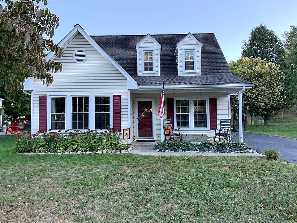 1st image of 3012 Fresh Meadow Ln