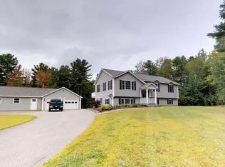 1306 Hudson Rd, Glenburn, ME 04401
