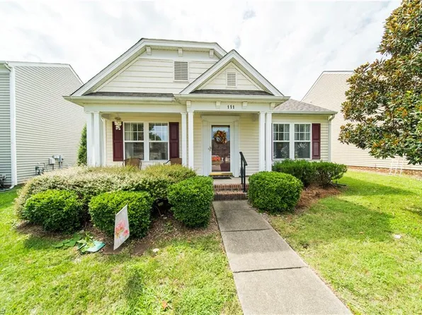 111 Avalon St, Bermuda Run, NC 27006