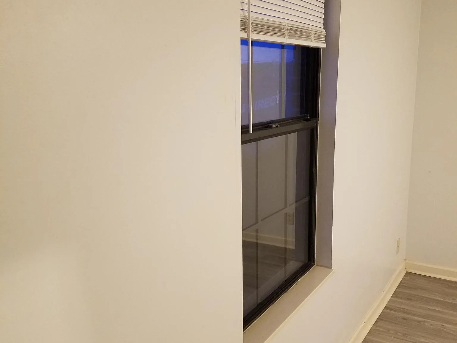 2 bed, 1.5 bath, 750 sqft, $925 — Photo 3