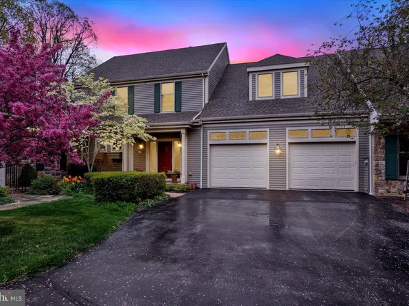 2055 Rosewood Ln, York, PA 17403
