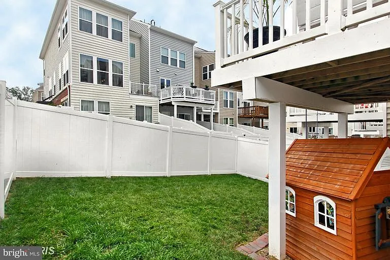 42685 Orefield Ter — Photo 23