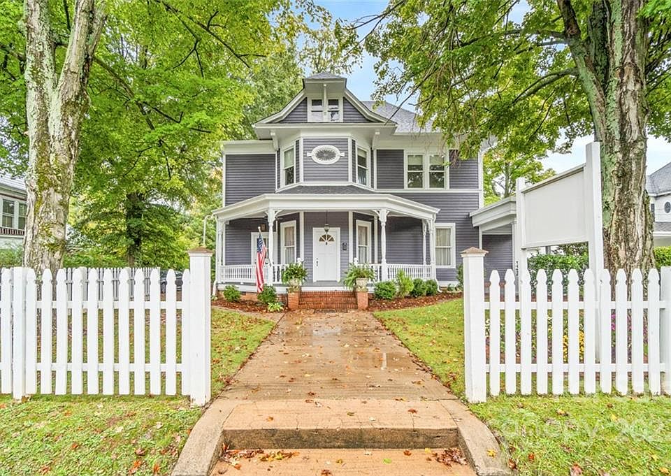 328 Davie Ave, Statesville, NC 28677 MLS 3794539 Zillow