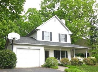 2858 Powell Creek Dr, Charlottesville, VA 22911