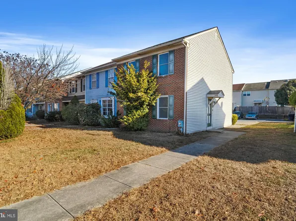 317 Stone Brook Pl, Dover, DE 19904