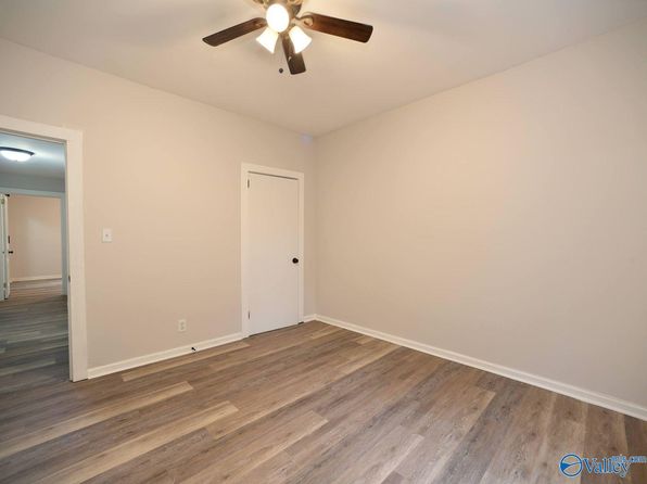 huntsville-alabama-92098733 picture