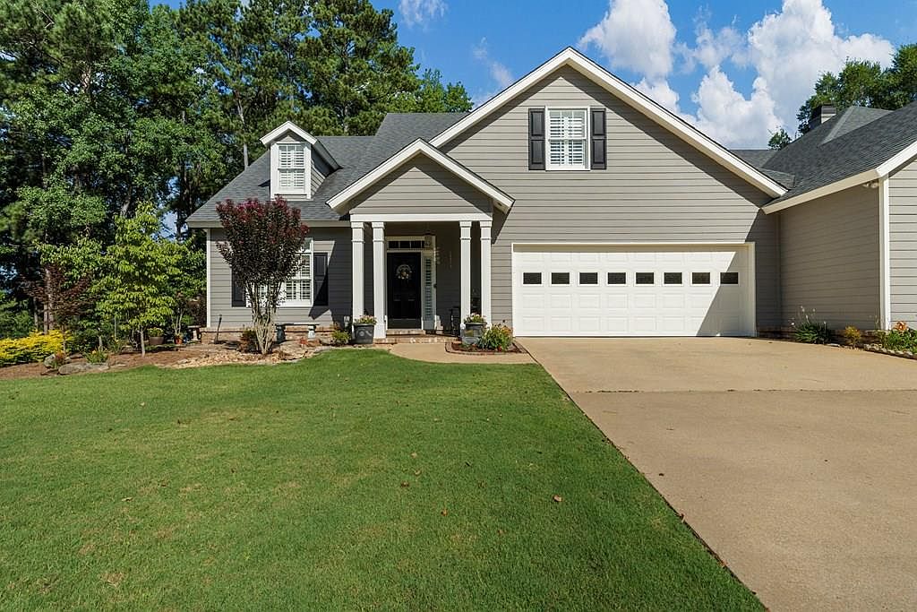 4720 Maple Ridge Trl