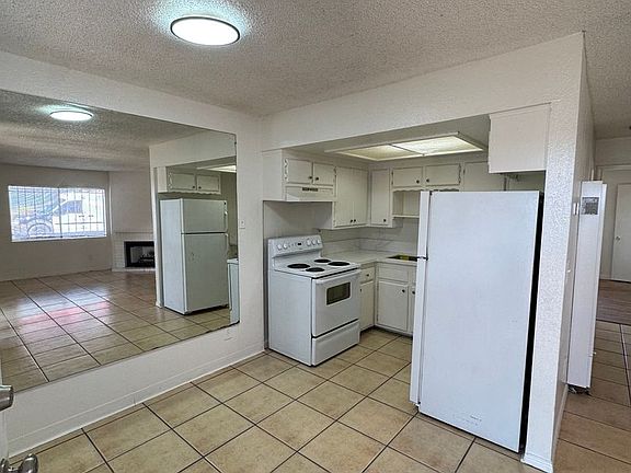 4th image of 760 Grand Ave APT A