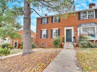 2221 N Dearing St #103, Alexandria, VA