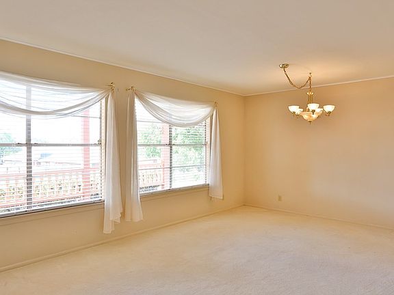 5th image of 103 Medio Vista Dr