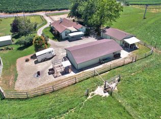 4260 Konnowac Pass Rd, Wapato, WA 98951