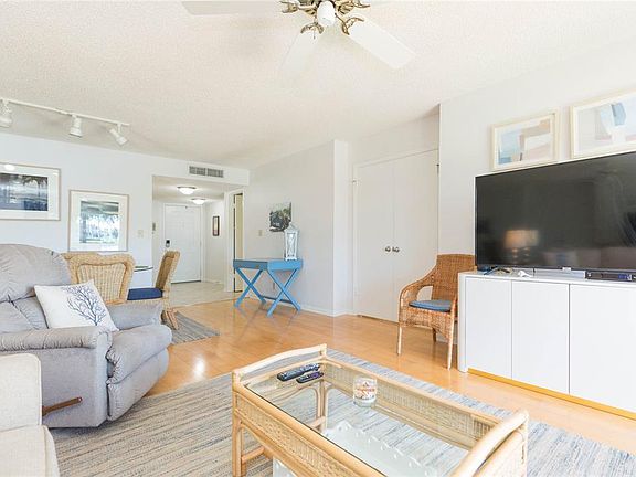 5th image of 6080 Bahia Del Mar Cir APT 113