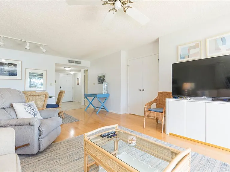 6080 Bahia Del Mar Cir #113 — Photo 5