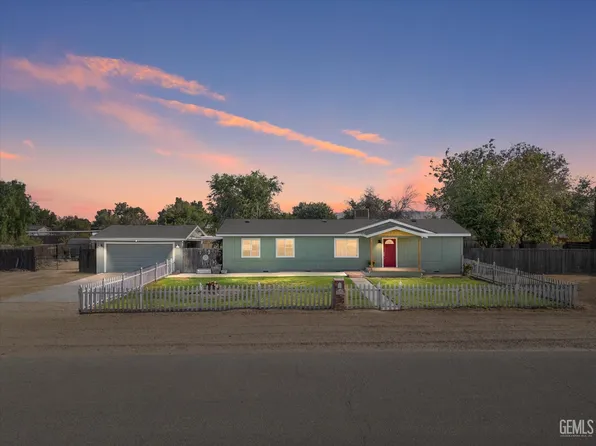 28115 McClaren Ave, Taft, CA 93268