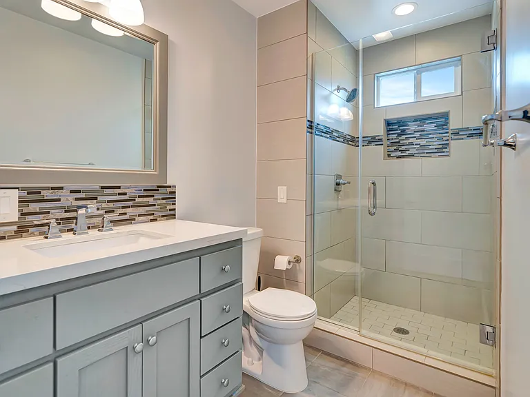 4833 Longridge Ave #1 — Photo 39