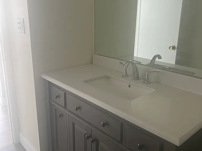 4608 Grove Ave — Photo 7