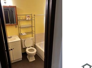 824 E 147th St, Cleveland, OH 44110