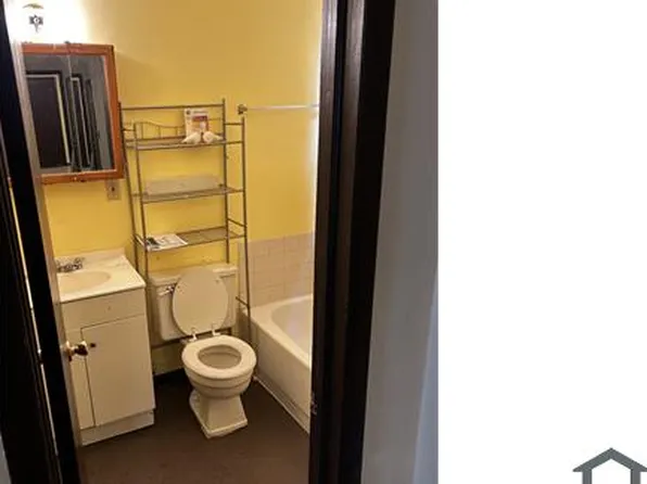 824 E 147th St, Cleveland, OH 44110