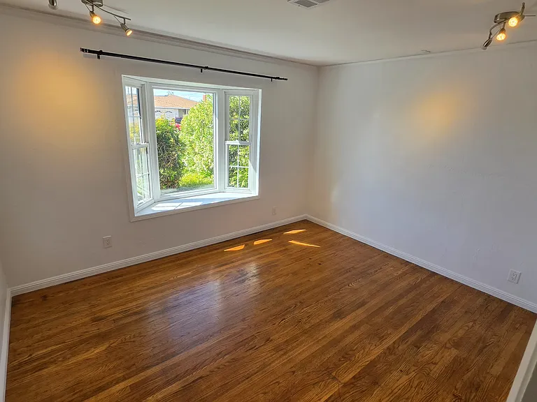 bedroom facing the front yard