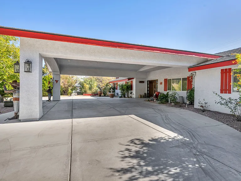 3037 Palomino Ln — Photo 8