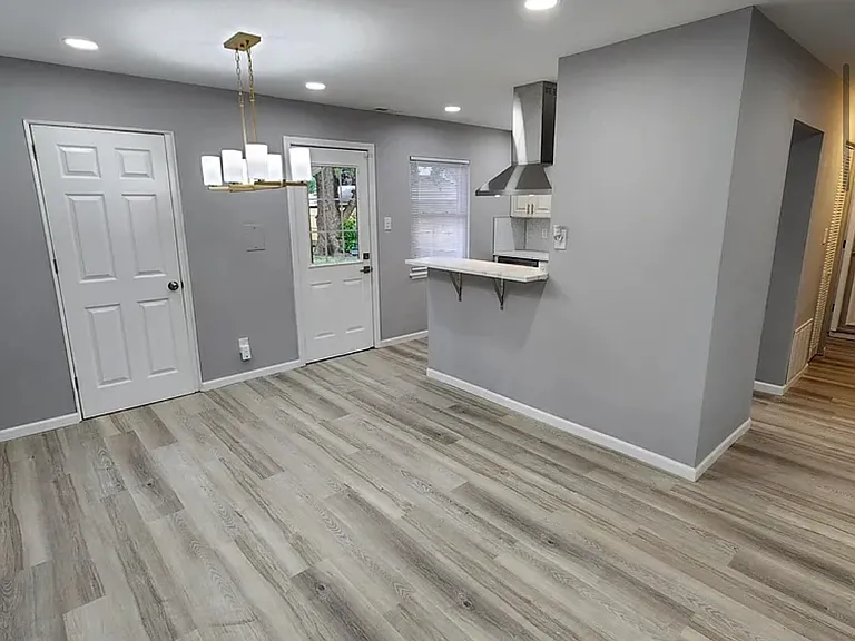 7809 Belmont Ave — Photo 12