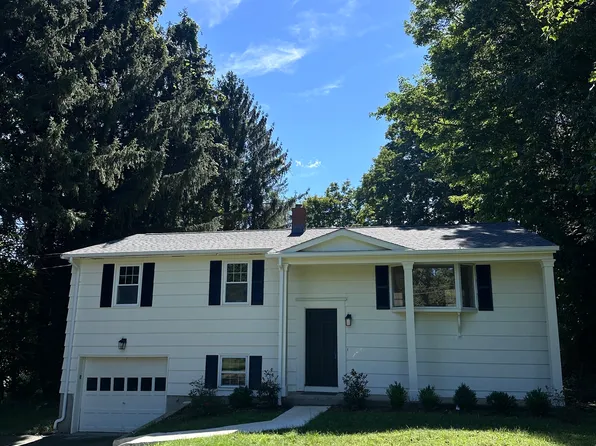 10 Indian Hill Road, North Branford, CT 06472