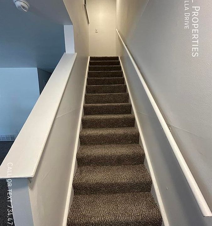 1st image of 516 Villa Dr