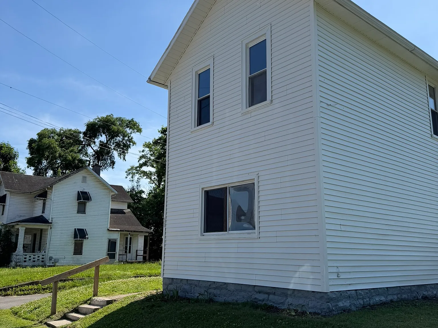 2 bed, 1024 sqft, $1,150 — Photo 3