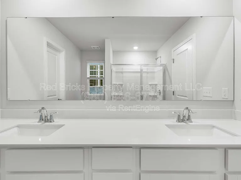 10154 Chatham Run Ln — Photo 19