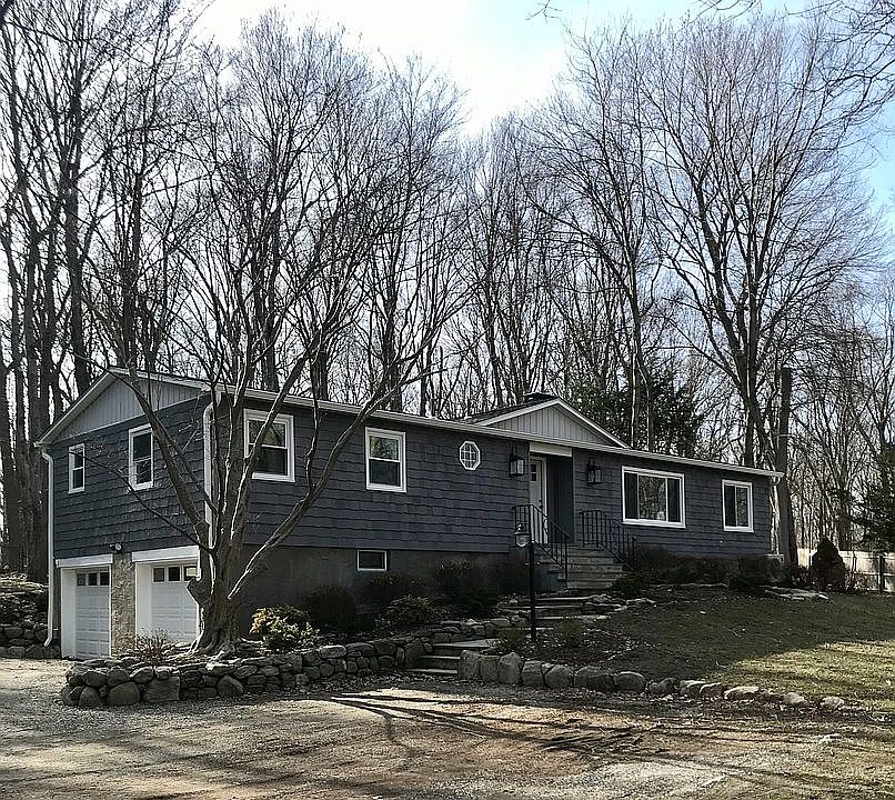 1st image of 15 Kingswood Way