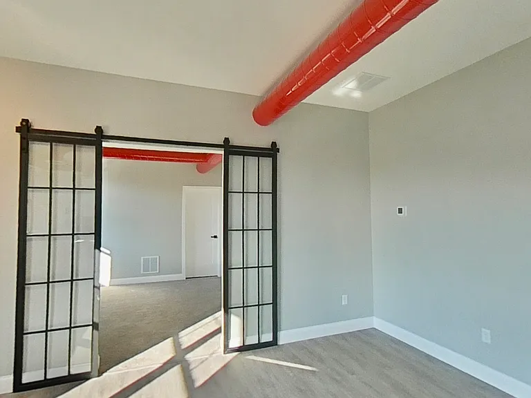 15 Oak St #202 — Photo 3