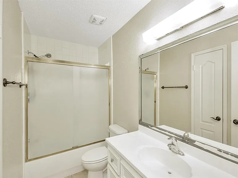 2311 Lemonwood Ln — Photo 12
