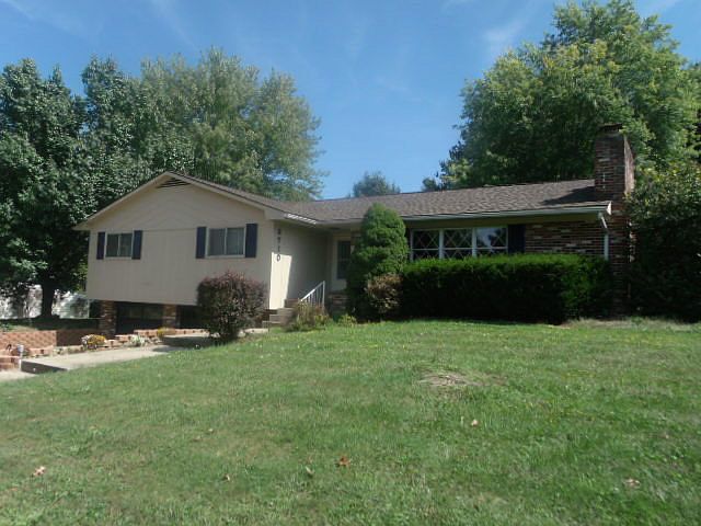 1st image of 2710 Brookhaven Dr