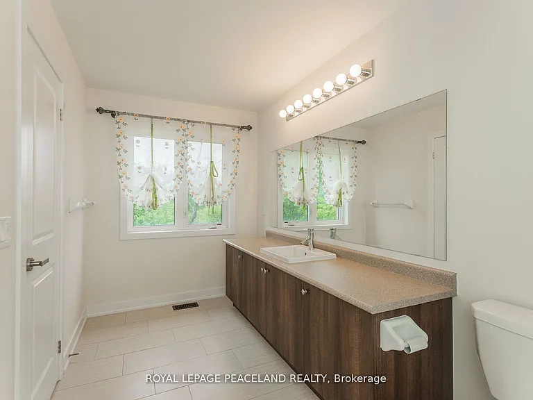 41 Dariole Dr — Photo 17