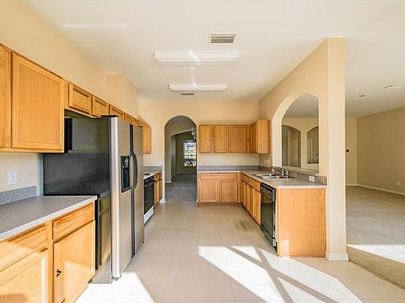 4th image of 18203 Cypress Haven Dr