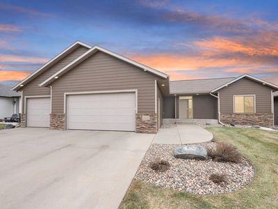 1401 S Kinderhook Ave, Sioux Falls, SD, 57106