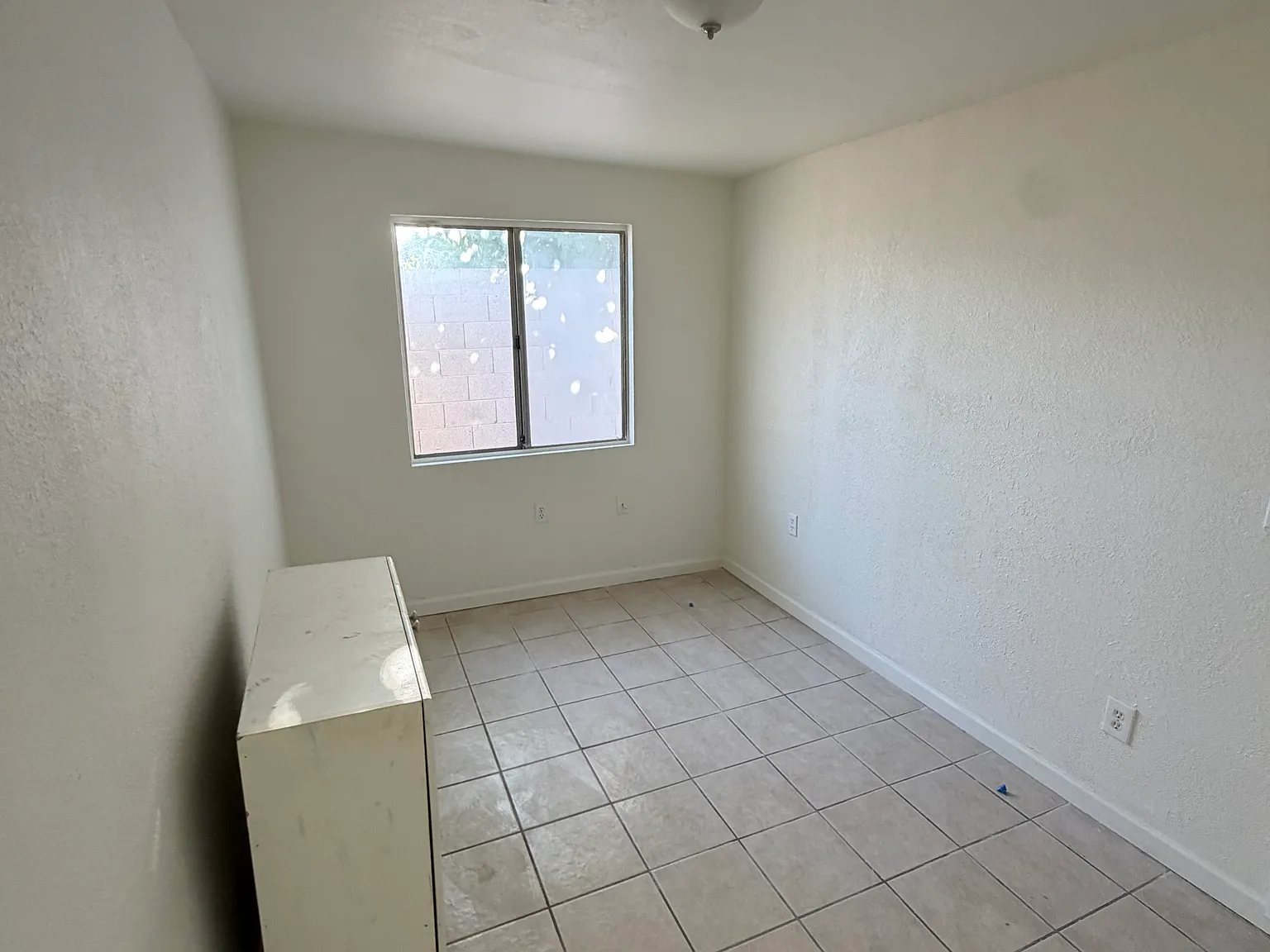 6 bed, 2200 sqft, $2,795 — Photo 2