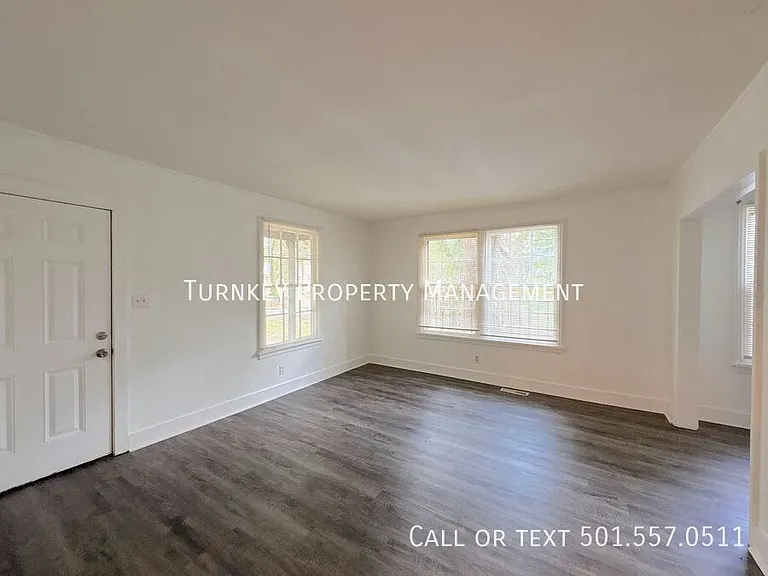 5005 W 31st St — Photo 8
