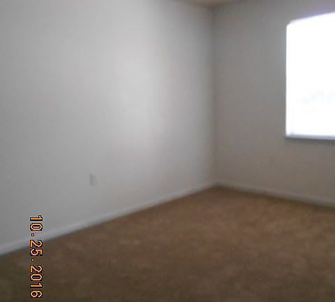 5th image of 710-D Shady Lane Dr