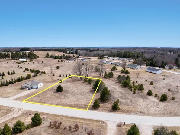 0 King Arthurs Ct, Kingsley, MI 49649
