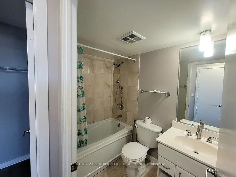 38 Lee Centre Dr #3207 — Photo 20