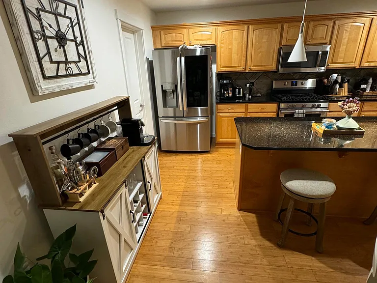 268 Dayton Ave SE — Photo 6