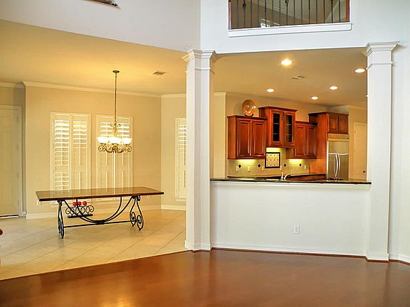 5th image of 3302 Duchess Park Ln