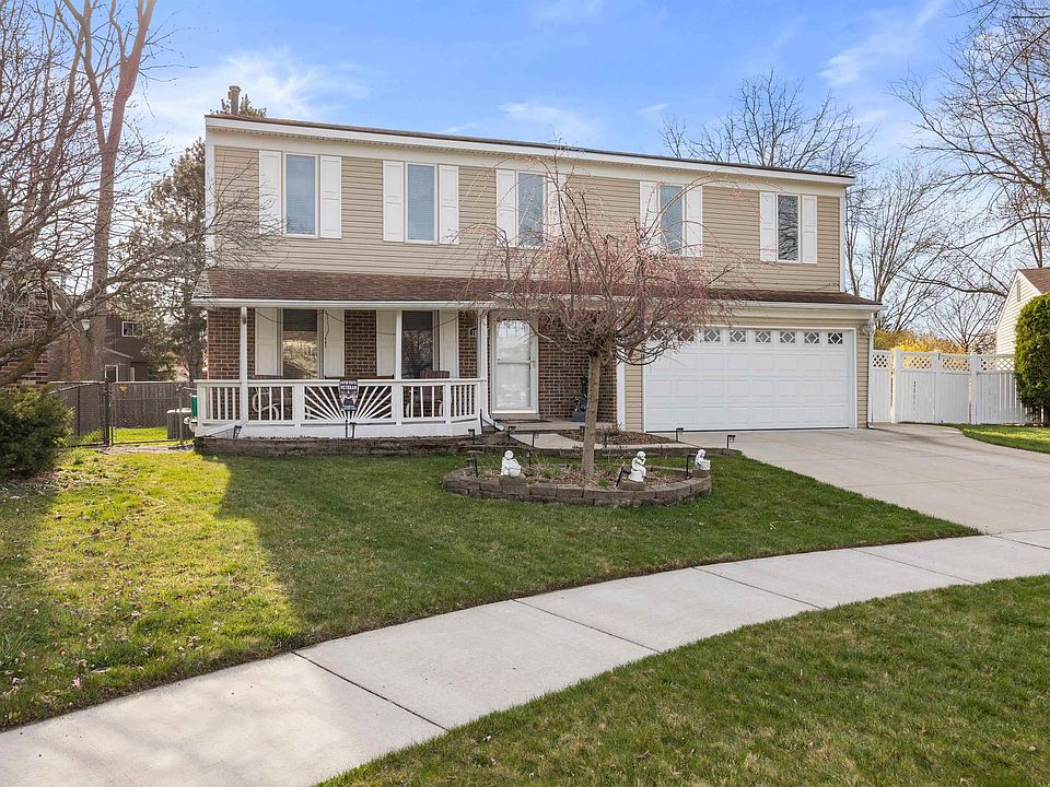 1st image of 16254 Cobham Ct