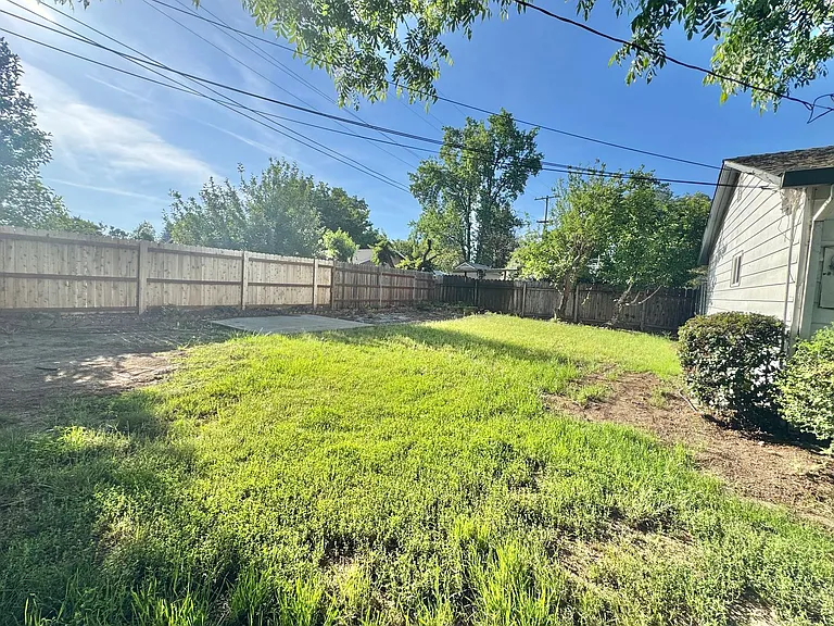 860 Inyo St — Photo 17