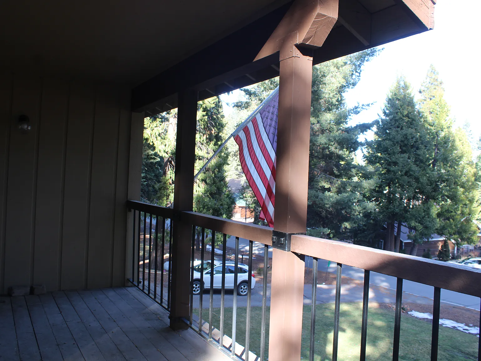 3 bed, 2404 sqft, $2,200 — Photo 1
