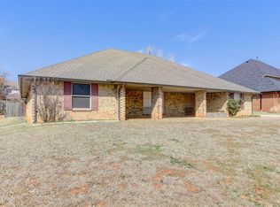 11113 Leaning Elm Rd, Oklahoma City, OK 73120