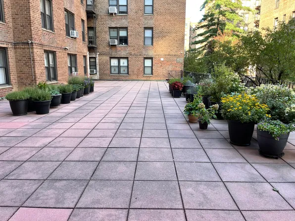 105-30 66th Avenue image 22 of 30